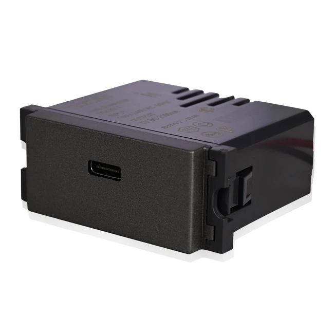 GOLDMEDAL AIR USB CHARGER 240V 18W -C TYPE FAST CHARGER  - SINGLE PORT (1M)