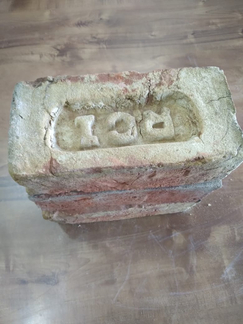 RCI HANUMANGARH MADE CLAY BRICKS 1 NUMBER (9X4X2.75)